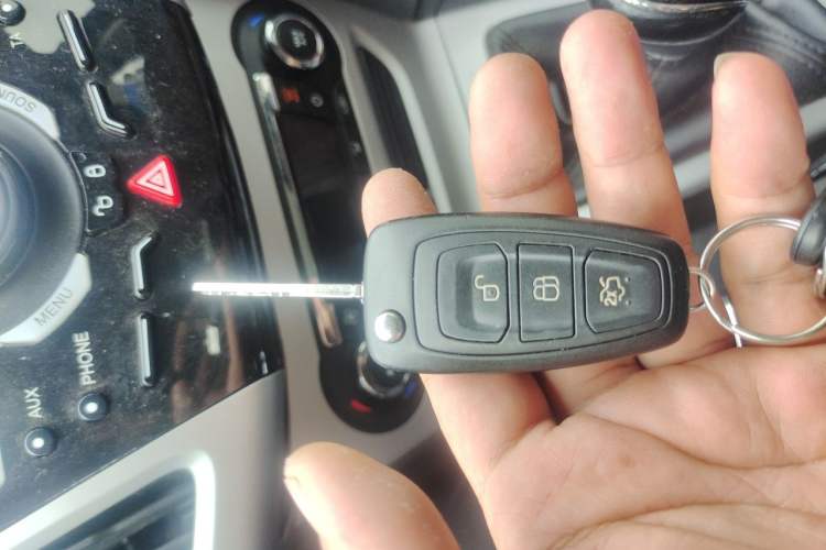Used Ford Focus 2012 Hatchback 2.0L Manual Luxury Sport Model Vehicle Key