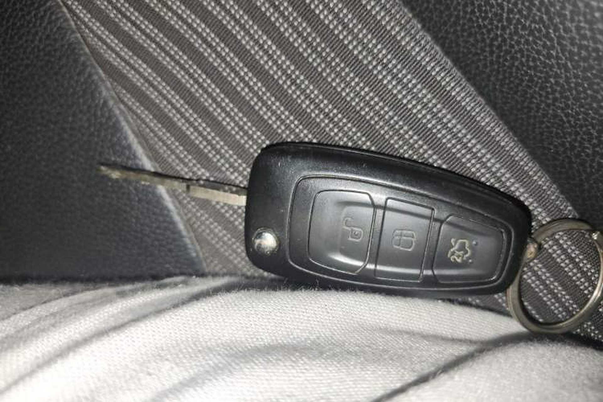 Used Ford Focus 2012 Sedan 1.6L Automatic Fashion Edition Vehicle Key