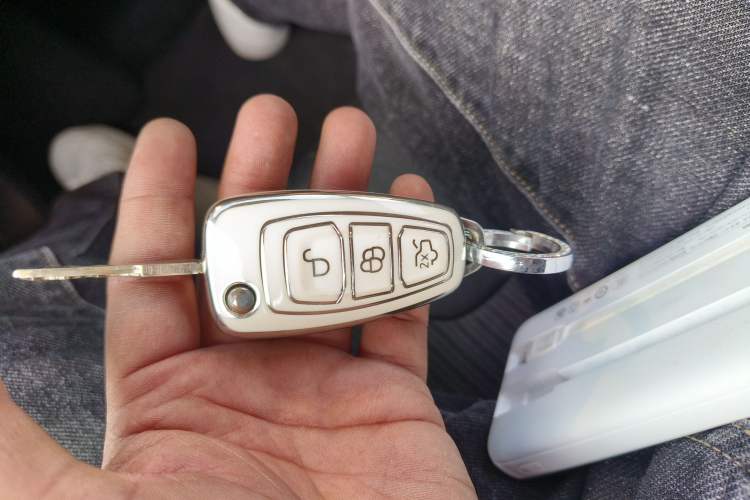Used Ford Focus 2012 Sedan 1.6L Automatic Fashion Edition Vehicle Key