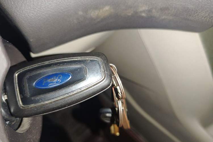 Used Ford Focus 2012 Sedan 1.6L Manual Comfort Model Vehicle Key