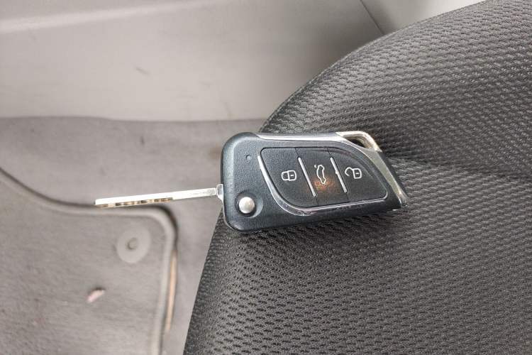 Used Ford Focus 2012 Sedan 1.6L Automatic Comfort Model Vehicle Key