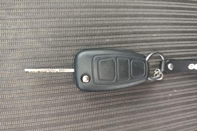 Used Ford Focus 2012 Sedan 1.6L Automatic Fashion Edition Vehicle Key