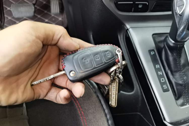 Used Ford Focus 2012 Hatchback 1.6L Automatic Fashion Edition Vehicle Key
