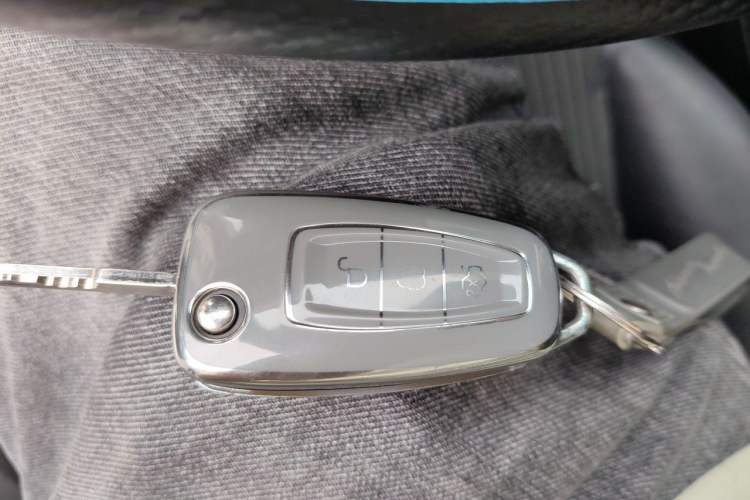 Used Ford Focus 2012 Hatchback 1.6L Automatic Fashion Edition Vehicle Key