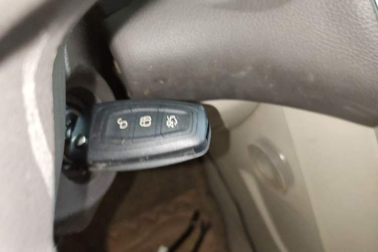 Used Ford Focus 2012 Sedan 1.6L Manual Comfort Model Vehicle Key