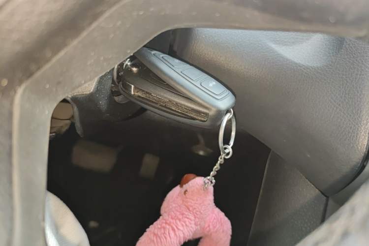 Used Ford Focus 2012 Sedan 1.6L Automatic Fashion Edition Vehicle Key