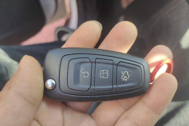 Used Ford Focus 2012 Hatchback 1.6L Automatic Fashion Edition Vehicle Key