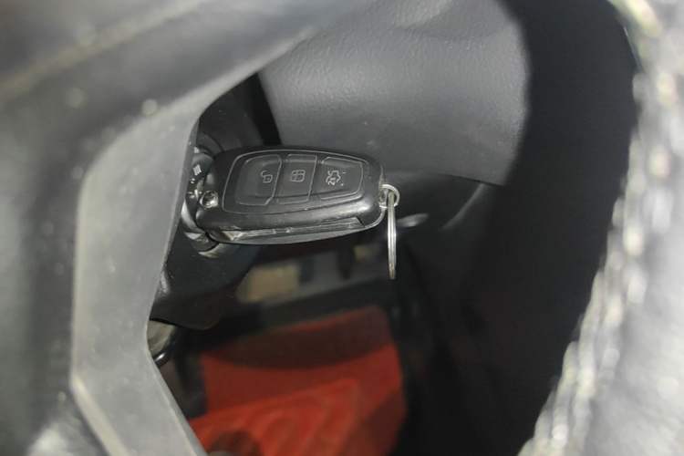 Used Ford Focus 2012 Sedan 1.6L Automatic Fashion Edition Vehicle Key