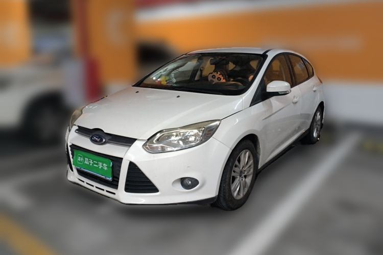 Used Ford Focus 2012 Hatchback 1.6L Automatic Comfort Model Guazi used car, China used car export, Used car for sale, Used Ford cars, Cheapest cars for sale