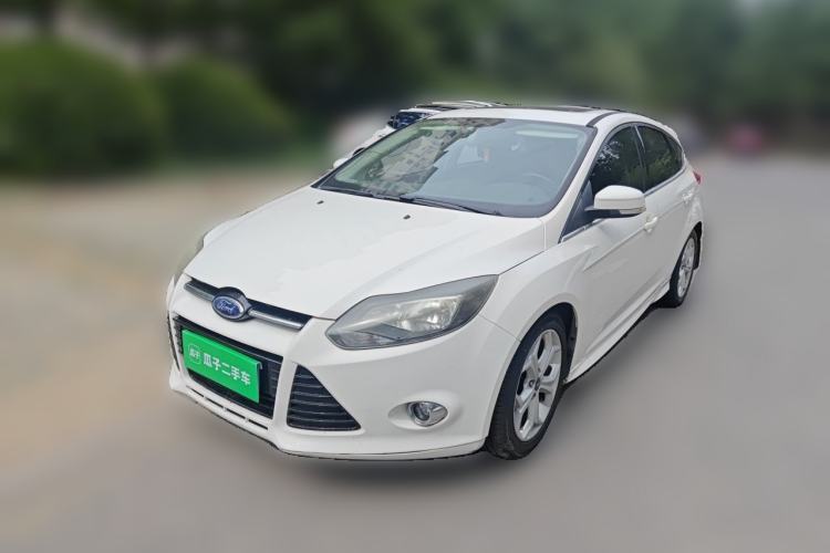 Used Ford Focus 2012 Hatchback 2.0L Automatic Luxury Sport Model Guazi used car, China used car export, Used car for sale, Used cars, Cheapest cars for sale