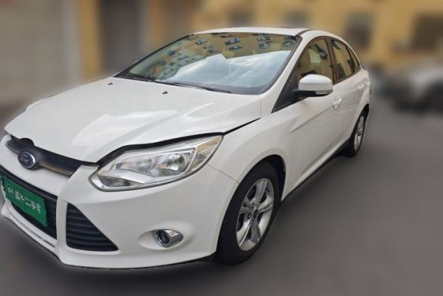 Used Ford Focus 2012 Sedan 1.6L Automatic Fashion Edition