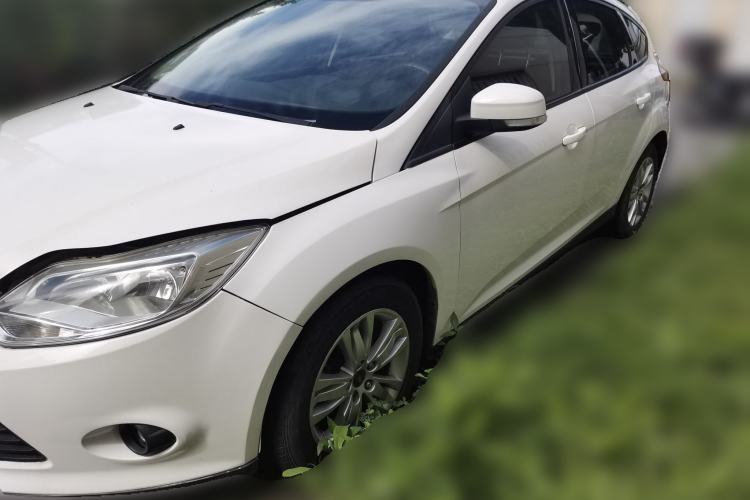 Used Ford Focus 2012 Hatchback 1.6L Automatic Comfort Model Guazi used car, China used car export, Used car for sale, Used cars, Cheapest cars for sale