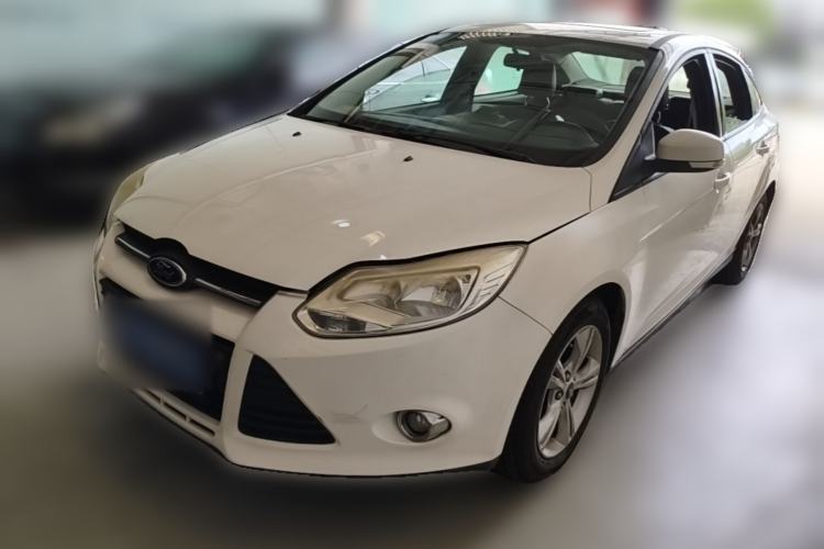 Used Ford Focus 2012 Sedan 1.6L Manual Fashion Edition Guazi used car, China used car export, Used car for sale, Used cars, Cheapest cars for sale