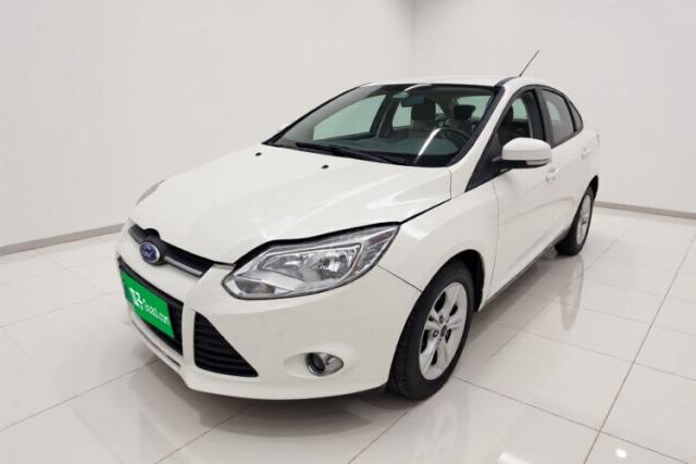 Used Ford Focus 2012 Sedan 1.6L Automatic Fashion Edition