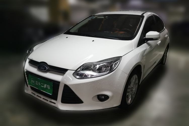 Ford Focus 2012 Hatchback 1.6L Automatic Comfort Model usado Guazi used car, China used car export, Used car for sale, Used cars, Cheapest cars for sale