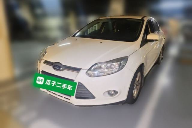 Used Ford Focus 2012 Sedan 1.6L Automatic Fashion Edition