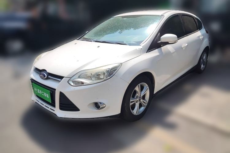 Ojetý Ford Focus 2012 Hatchback 1.6L Automatic Fashion Edition Guazi used car, China used car export, Used car for sale, Used  cars, Cheapest cars for sale