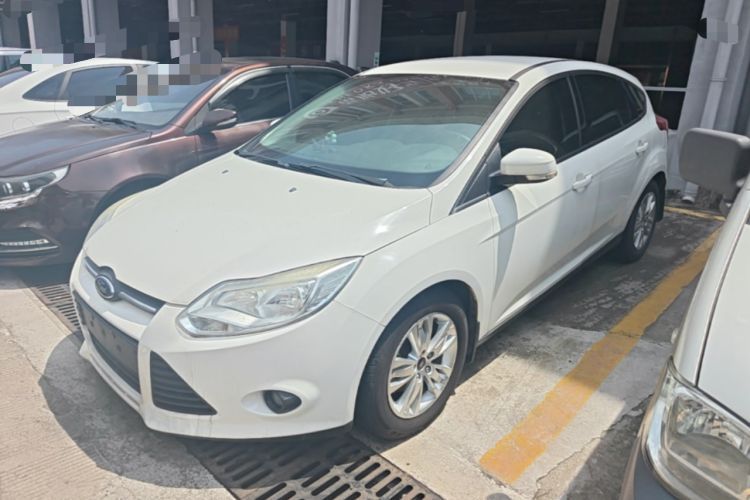 Used Ford Focus 2012 Hatchback 1.6L Automatic Comfort Model Guazi used car, China used car export, Used car for sale, Used cars, Cheapest cars for sale