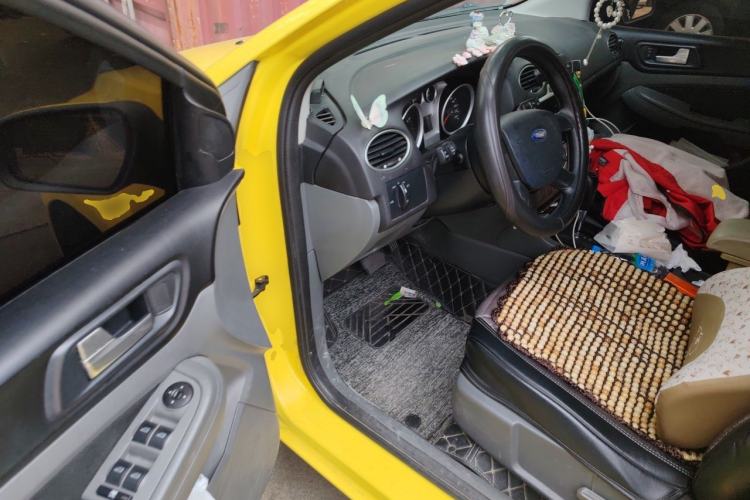 Used Ford Focus 2012 Hatchback Classic 1.8L Automatic Base Model Driver Seat