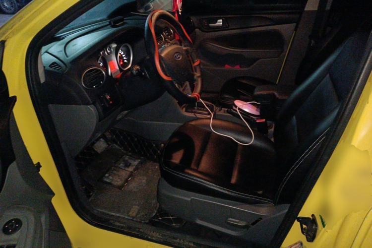 Used Ford Focus 2012 Hatchback Classic 1.8L Automatic Base Model Driver Seat