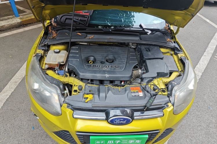 Used Ford Focus 2012 Hatchback 2.0L Manual Luxury Sport Model Engine Bay
