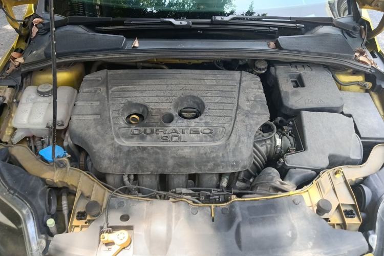 Used Ford Focus 2012 Hatchback 2.0L Automatic Luxury Sport Model Engine Bay
