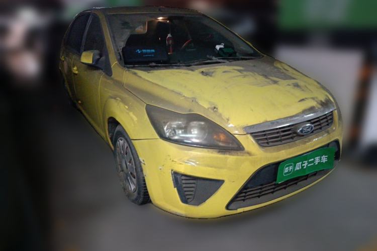 Used Ford Focus 2012 Hatchback Classic 1.8L Automatic Base Model Front Right 45 Deg