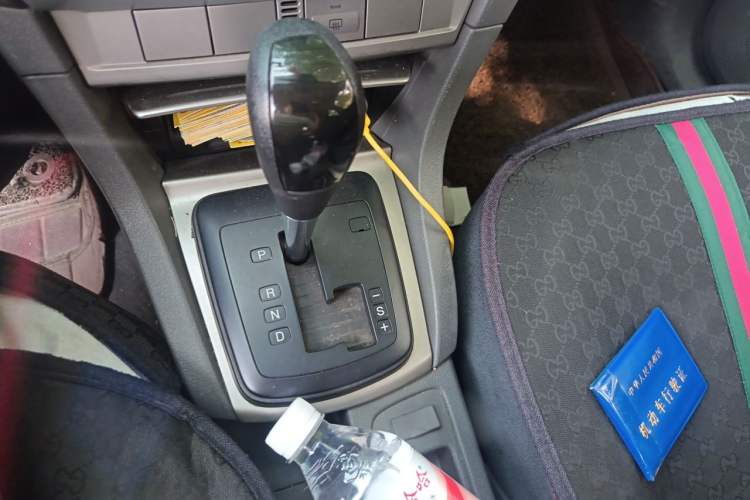 Used Ford Focus 2012 Hatchback Classic 1.8L Automatic Base Model Gear Lever