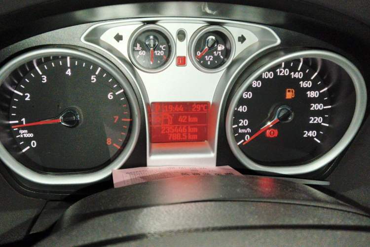 Used Ford Focus 2012 Hatchback Classic 1.8L Automatic Fashion Edition Instrument Cluster
