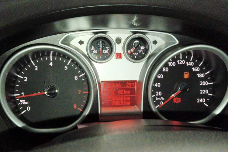 Used Ford Focus 2012 Hatchback Classic 1.8L Automatic Fashion Edition Odometer Close Up