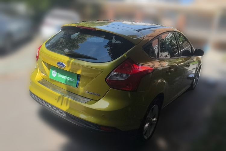 Used Ford Focus 2012 Hatchback 1.6L Automatic Fashion Edition Rear Right 45 Deg