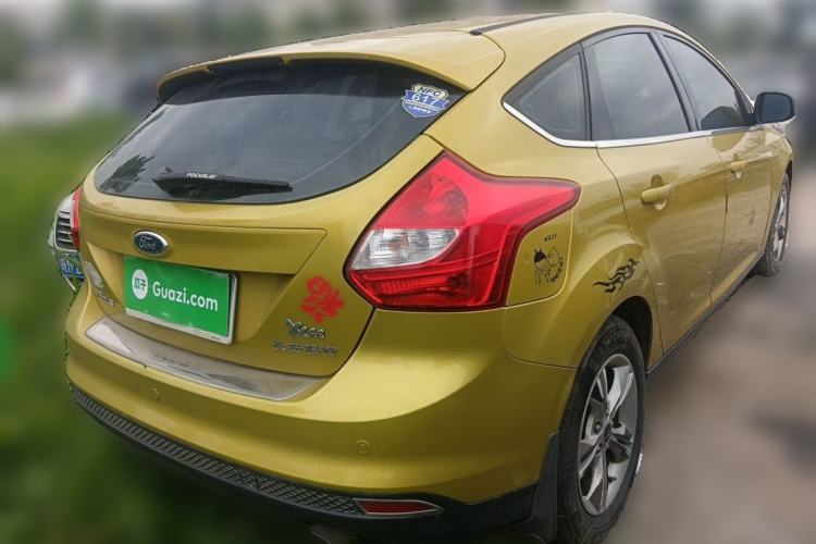 Used Ford Focus 2012 Hatchback 1.6L Automatic Fashion Edition Rear Right 45 Deg