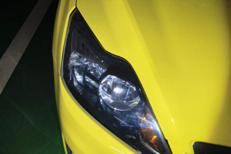 Used Ford Focus 2012 Hatchback Classic 1.8L Automatic Fashion Edition Right Front Headlight
