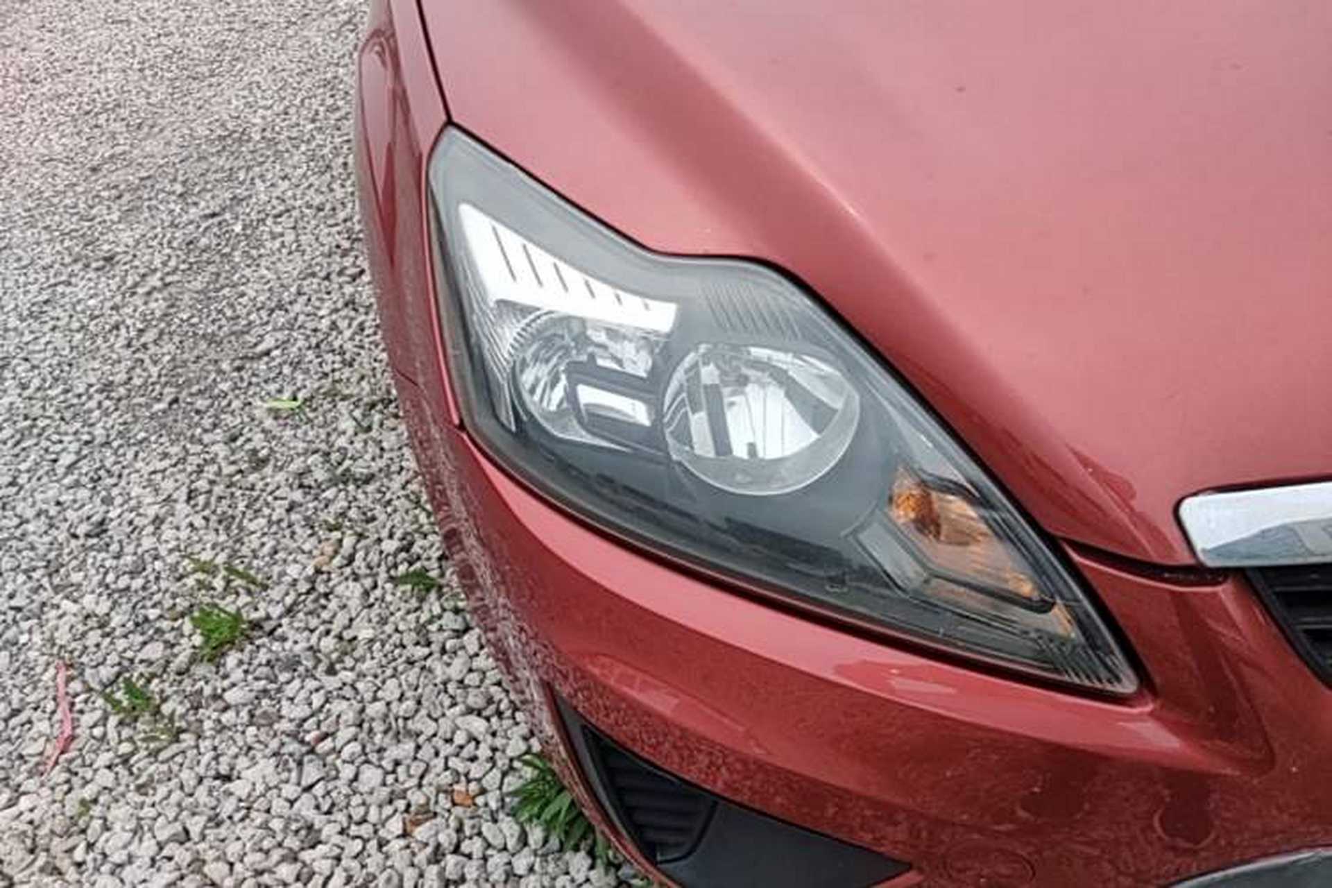 Used Ford Focus 2012 Hatchback Classic 1.8L Manual Base Model Right Front Headlight
