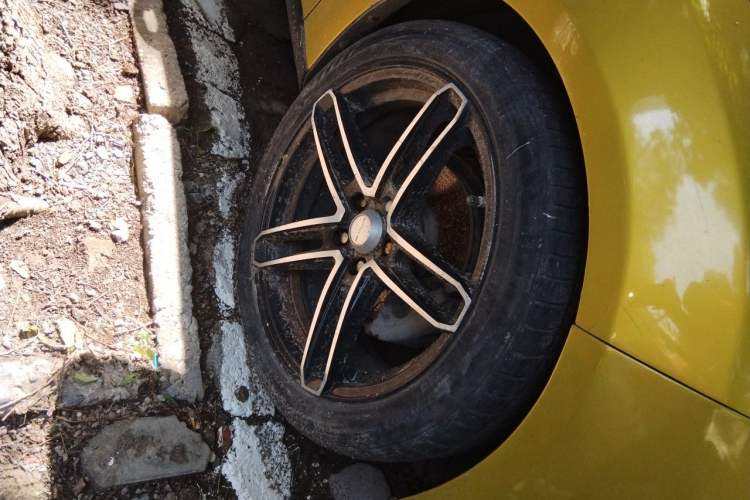 Used Ford Focus 2012 Hatchback 1.6L Manual Comfort Model Right Front Wheel Hub