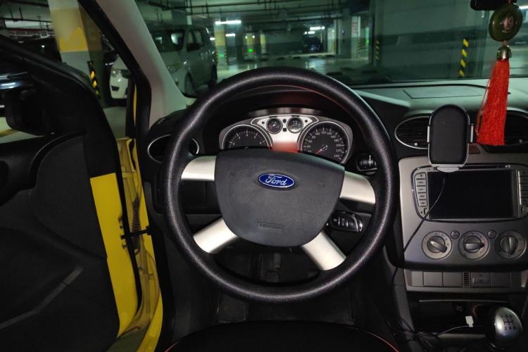 Used Ford Focus 2012 Hatchback Classic 1.8L Manual Fashion Edition Steering Wheel