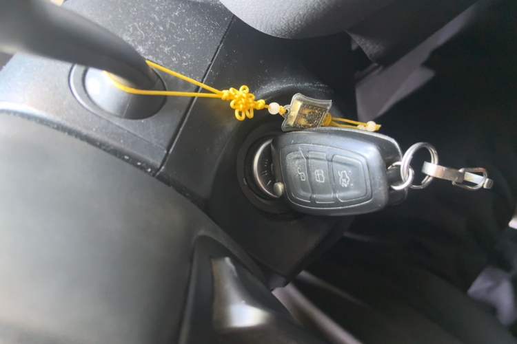 Used Ford Focus 2012 Hatchback 1.6L Automatic Fashion Edition Vehicle Key