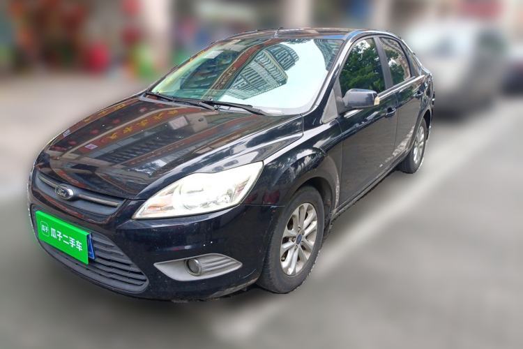 Used Ford Focus 2013 Sedan Classic 1.8L Manual Base Model Guazi used car, China used car export, Used car for sale, Used cars, Cheapest cars for sale