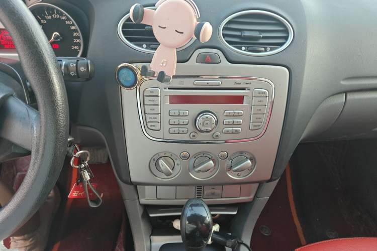 Used Ford Focus 2013 Hatchback Classic 1.8L Automatic Base Model Audio And AC Panel