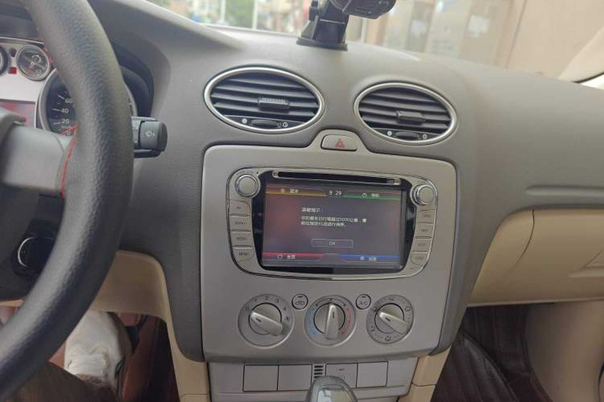 Used Ford Focus 2013 Sedan Classic 1.8L Automatic Millionth Anniversary Edition Audio And AC Panel