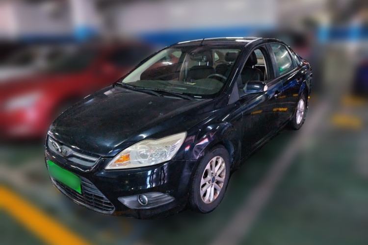 Ford Focus 2013 Sedan Classic 1.8L Manual Base Model с пробегом Guazi used car, China used car export, Used car for sale, Used cars, Cheapest cars for sale