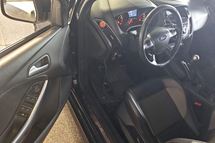 Used Ford Focus 2013 2.0T ST Standard Edition Driver Seat