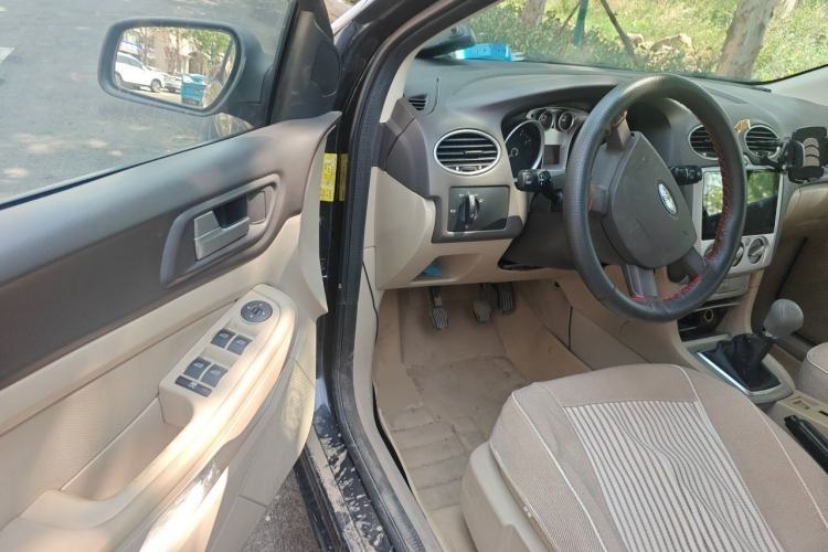 Used Ford Focus 2013 Sedan Classic 1.8L Manual Base Model Driver Seat
