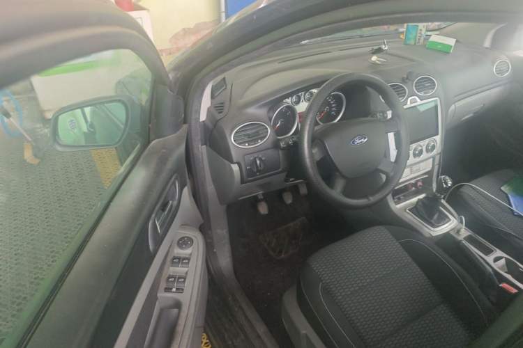 Used Ford Focus 2013 Hatchback Classic 1.8L Manual Base Model Driver Seat