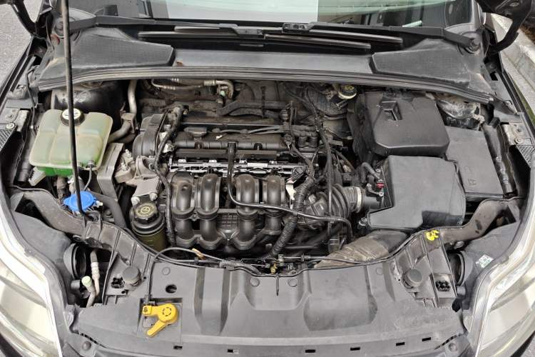 Used Ford Focus 2013 Sedan Classic 1.8L Automatic Millionth Anniversary Edition Engine Bay