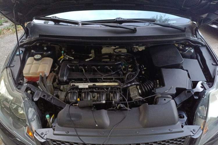 Used Ford Focus 2013 Hatchback Classic 1.8L Automatic Millionth Anniversary Edition Engine Bay