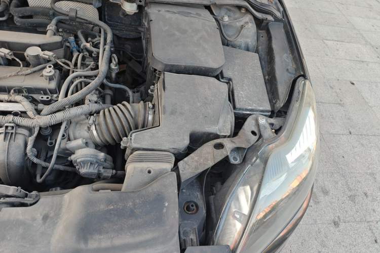 Used Ford Focus 2013 Hatchback Classic 1.8L Automatic Base Model Engine Bay Left