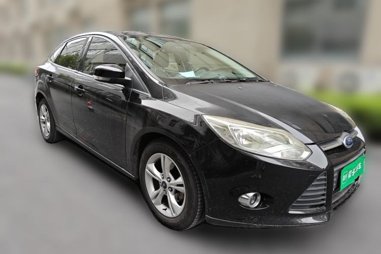 Used Ford Focus 2013 Sedan Classic 1.8L Automatic Millionth Anniversary Edition Front Right 45 Deg