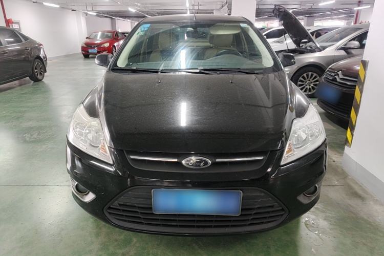 Used Ford Focus 2013 Sedan Classic 1.8L Automatic Base Model Front