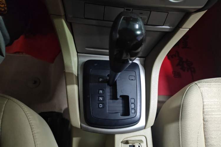 Used Ford Focus 2013 Sedan Classic 1.8L Automatic Base Model Gear Lever